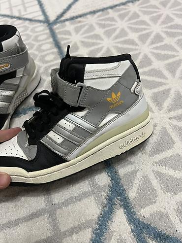 Мырзалардын бут кийими: Кроссовки adidas Forum Mid (модель с липучкой на щиколотке) - — 3