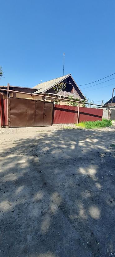 Продажа коттеджей и домов: Продается!!! Дом в г. Бишкек( бывшее с. Маевка), из жженного — 3
