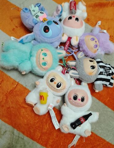 детские футболки однотонные: Labubu stic hamsi bir satilir