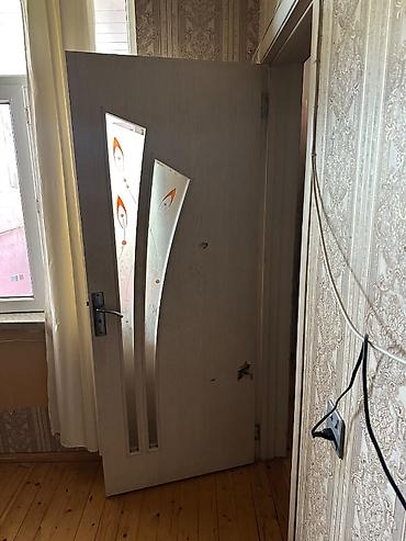 qapi: İslenmis tapilardir temire ehtiyyaci var 3 ededir 1 ededi 40 manatdir — 3