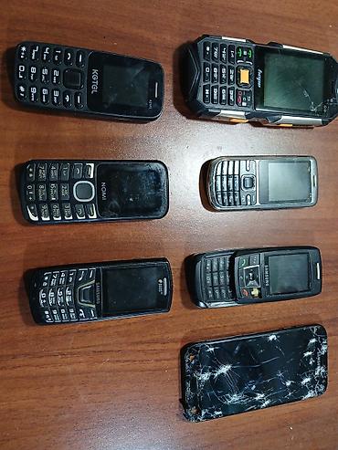philips xenium 9@9u: Hamısı Biryerdə satılır. Zapças kimi verirəm. içində işləyənidə var — 7