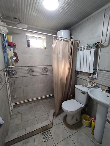 Продажа коттеджей и домов: 6 комнат и более, 200 м², 25 соток, Кара-Суу, Собственник — 25
