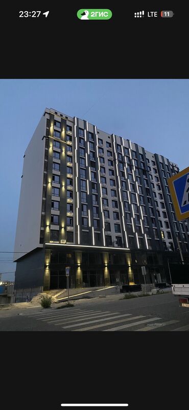 двухэтажный дом в бишкеке: 3 комнаты, 85 м², Элитка, 5 этаж, Дизайнерский ремонт