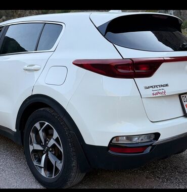 срочно в связи с переездом: Kia Sportage: 2020 г., 2.4 л, Автомат, Бензин, Кроссовер