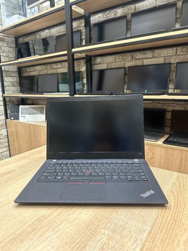 işlənmiş notebooklar: İşlənmiş Lenovo ThinkPad, 14 ", Intel Core i7, 256 GB