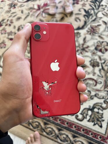 IPhone 11, Б/у, 128 ГБ, Красный, Чехол, 78 %