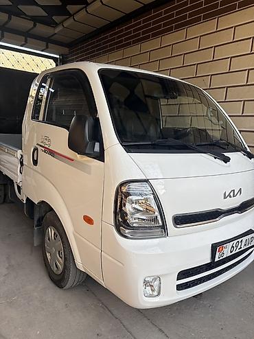 Kia BONGO: 2023 г., 2.5 л, Автомат, Дизель