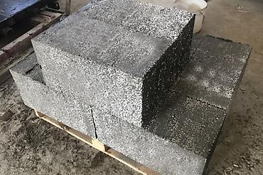 Полистиролбетонный блок: Өтө сапаттуу полистирол блоктор сатылат. размери 20/25/60. Сапатына — 5