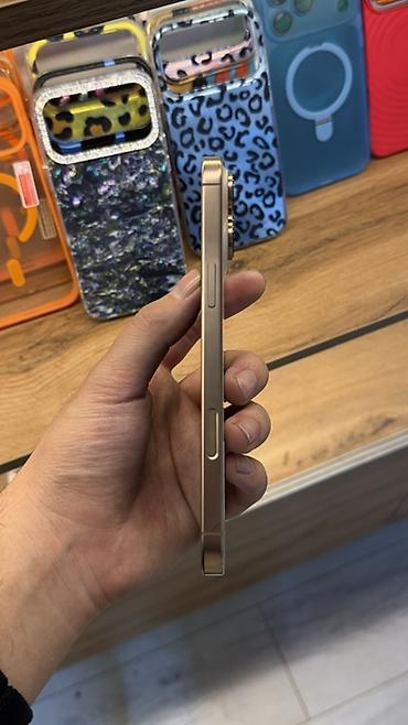 чехол айфон 17 про макс: IPhone 15 Pro Max, Б/у, 256 ГБ, Золотой, Зарядное устройство, Защитное стекло, Чехол, В рассрочку, 87 % — 6