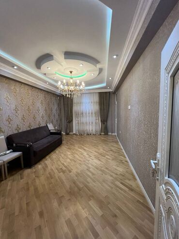 Uzunmüddətli kirayə mənzillər: Xətai rayonu,Əhmədli metrosu yaxınlığı,Pıtstopun binasi.20 mərtəbənin — 7