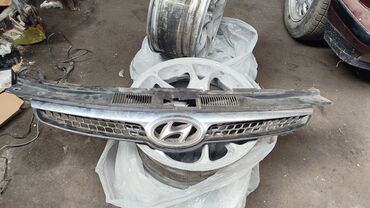 Пороги и комплектующие: Наружные накладки порогов Hyundai, 2010 г., Б/у, Оригинал