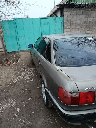 Audi: Audi 80: 1993 г., 1.8 л, Механика, Бензин, Седан — 5