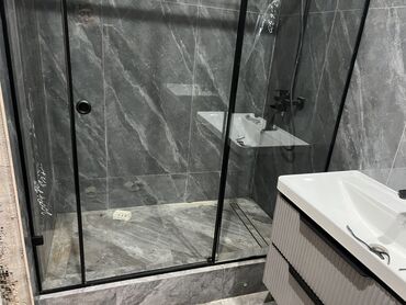 Душевые перегородки и ограждения: Душевые ограждения и перегородки из закалённого стекла под заказ — 14