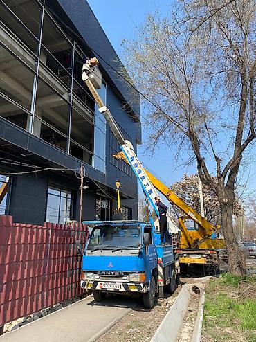 строительный лифт: Автокран Кран Като Стрела 21 м 5 тонн Услуги крана Манипулятор — 2