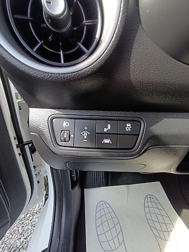 Kia: Kia K3: 2020 г., 1.6 л, Вариатор, Бензин, Лимузин — 7