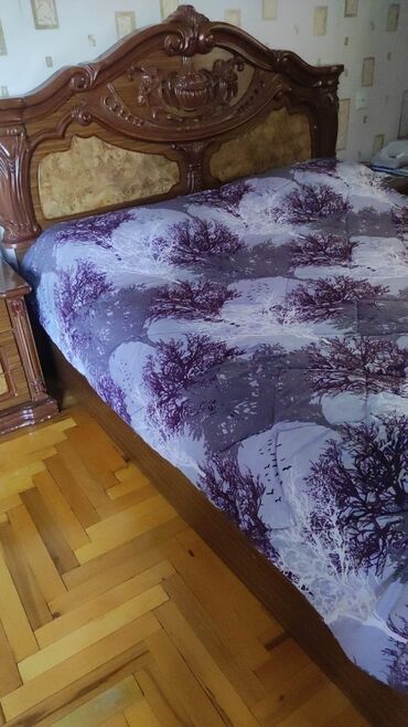 bedroom: Двуспальная кровать, Шкаф, Трюмо, 2 тумбы, Турция, Б/у