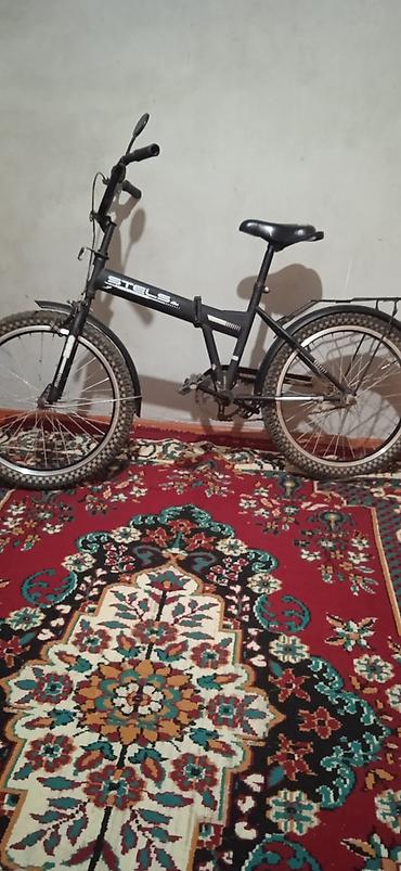 teker velosiped: Stels Classic uşaq/yeniyetmə velosipedi - Çərçivə: qatlanan tip — 1