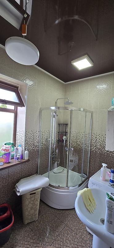 Продажа коттеджей и домов: 5 и более комнат, 350 м², 8 соток, Бишкек, Алтын-ордо ж/м Собственник — 19