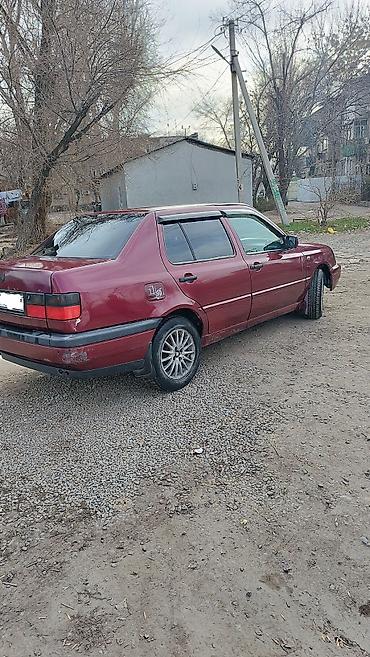 Volkswagen: Volkswagen Vento: 1997 г., 1.6 л, Механика, Седан — 3