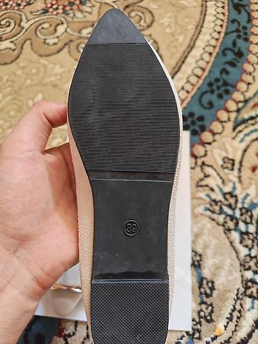 Mokasin və loferlər: Qadın loaferləri – krem rəng - Model: qadın düz ayaqqabı/loafer - — 4