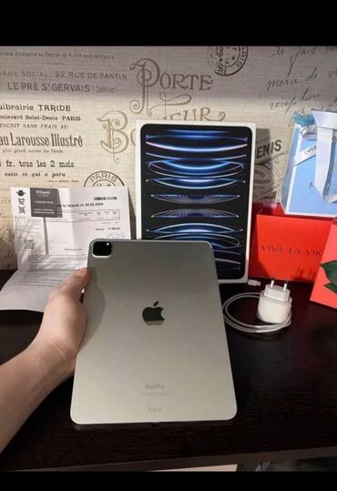 ipad 3 qiymeti: İşlənmiş Apple iPad Pro 11 (2024), 11", 128 GB