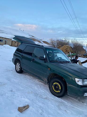 жак бу: Subaru Forester: 2000 г., 2 л, Кол менен иштөөчү, Бензин — 2