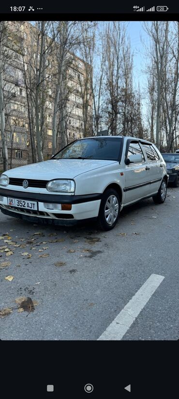 Volkswagen: Volkswagen Golf: 1992 г., 1.8 л, Механика, Бензин