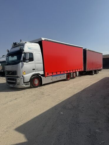 домик на колесах: Тягач, Volvo, 2012 г., Тентованный