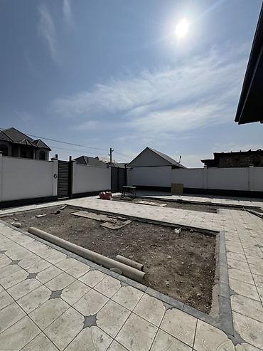 Продажа коттеджей и домов: 🏡 Продаётся дом (white box) в ж/м Рухий Мурас-2 📍 Участок: 4,2 сотки — 9