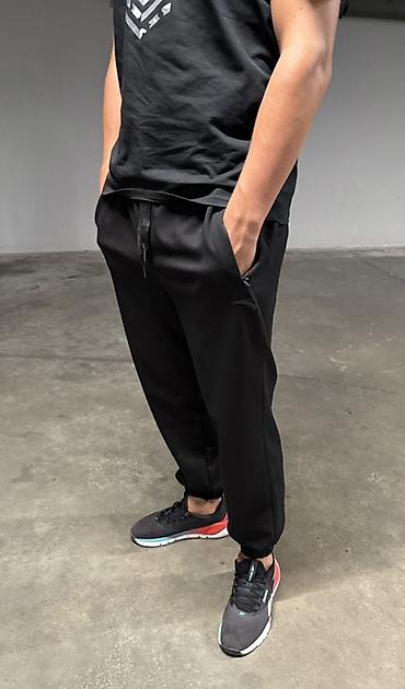 pull and: Мужские спортивные джоггеры, черные - Прямой крой с заужением к низу — 3