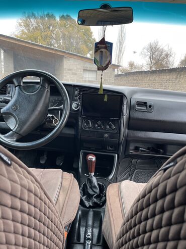 фолксваген гольф: Volkswagen Golf: 1992 г., 1.8 л, Механика, Бензин, Седан