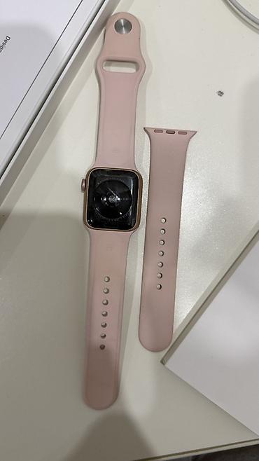 apple watch se 40: Apple Watch SE, 40 mm — Gold Aluminum Case + Pink Sand Sport Band — 6