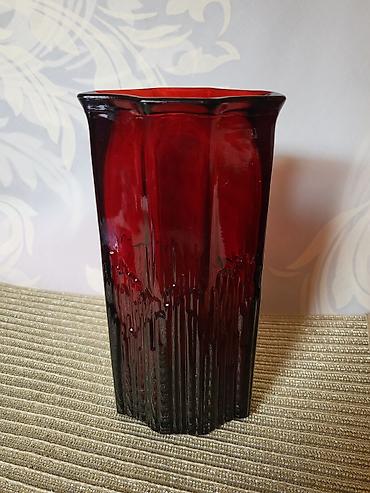 luster ikea: Vaza Avon,rubin boje iz 1970/80te.god. Avonova vaza rubin — 6