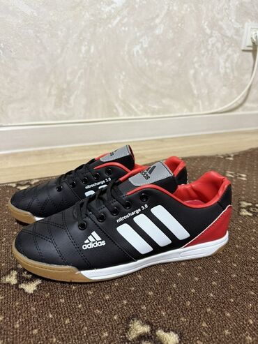 мазь король кожи купить в аптеке: Эркектердин кроссовкасы, 33, Adidas, Жаңы, түсү - Кара, Өзү алып кетүү, Акылуу жеткирүү