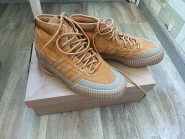 %D0%B2%D0%B8%D0%BD%D1%82%D0%B0%D0%B6%D0%BD%D0%B0%D1%8F %D0%BE%D0%B4%D0%B5%D0%B6%D0%B4%D0%B0: Эркектердин ботинкеси, 41, Adidas Originals, Жаңы, түсү - Күрөң, Өзү алып кетүү