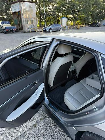 генератор на соната: Hyundai Sonata: 2020 г., Газ, Седан — 5