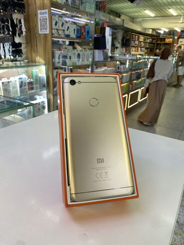4gb ddr4: Redmi, Redmi Note 5 Pro, Б/у, 32 ГБ, цвет - Золотой, 2 SIM
