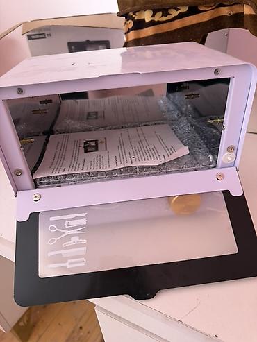 Gözəllik və estetika avadanlığı: UV Sterilizer – Gözəllik alətləri üçün dezinfeksiya şkafı Model: SKME — 1