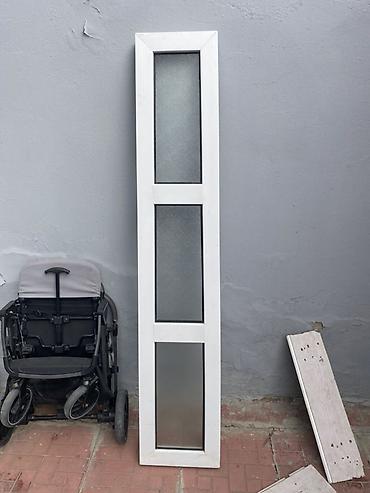 Təmir və tikinti: Ağ rəngli PVC (plastik) pəncərə çərçivələri və şüşə panellər dəsti — 2