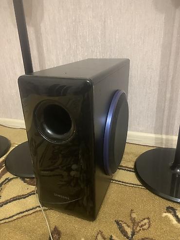 Audio: Samsung ev kinoteatrı akustik sistemi Komplekt: - 4 ədəd hündür — 4