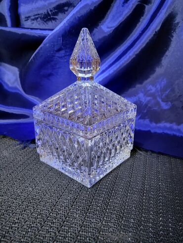 Ostalo posuđe: Bombonijera vintaz,nova pun rad staklena. Bombonijera,posuda za — 2