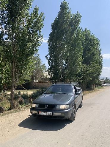 Унаа: Volkswagen Passat: 1995 г., 1.8 л, Кол менен иштөөчү, Бензин, Универсал — 2