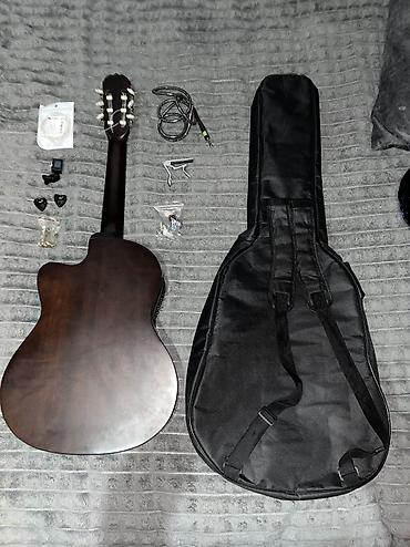 Klassik gitaralar: Klassik gitara, İşlənmiş, Ödənişli çatdırılma, Pulsuz çatdırılma, Rayonlara çatdırılma -da lalafo.az — 13 Klassik gitaralar: Klassik gitara, İşlənmiş, Ödənişli çatdırılma, Pulsuz çatdırılma, Rayonlara çatdırılma — 13