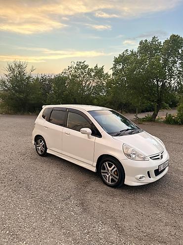 Honda: Honda Fit: 2004 г., 1.5 л, Автомат, Бензин, Хэтчбэк at lalafo.kg — 2 Honda: Honda Fit: 2004 г., 1.5 л, Автомат, Бензин, Хэтчбэк — 2