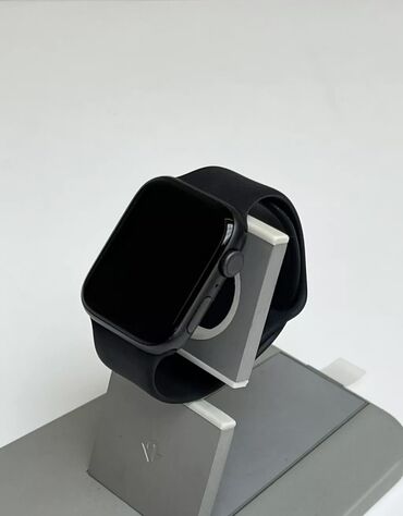 часы спорт: Apple Watch 5 series 44 Space gray В комплекте: зарядка,коробка(и все