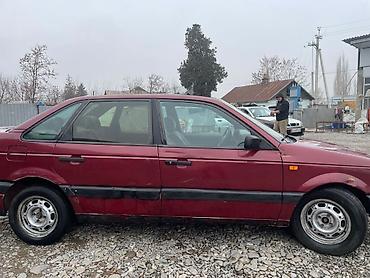 Volkswagen Passat: 1989 г., Седан at lalafo.kg — 1 Volkswagen Passat: 1989 г., Седан — 1
