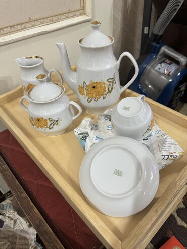 Наборы посуды: Срочно ‼️ Сервиз советский Сервантное хранение Есть другие виды — 3