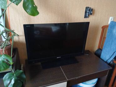 тв монитор lcd: Продам телевизор Б/У