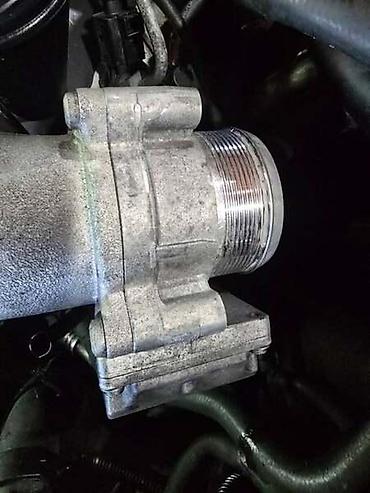 dim staklo: KLAPNA GASA 3.0 TDI ZA VOLKSWAGEN TOUAREG OD 2005. DO 2009. GOD — 1