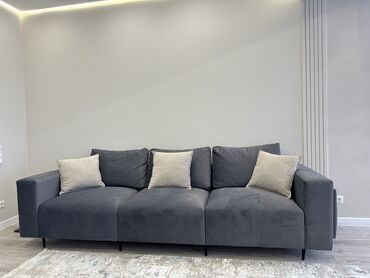 дешевый поролон: Прямой диван, цвет - Серый, Новый